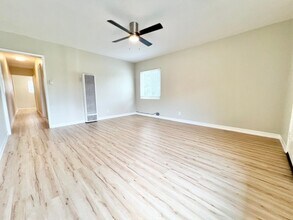 348 W 7th St in Long Beach, CA - Building Photo - Building Photo