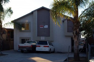 4364 50th St Apartamentos