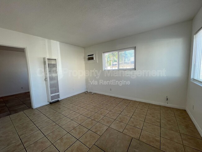 199 N Inez St in Hemet, CA - Building Photo - Building Photo