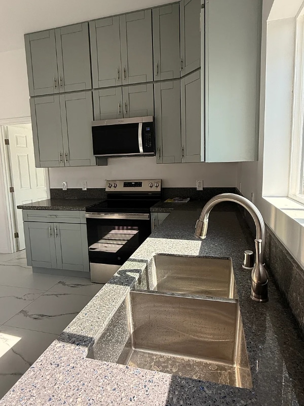 3994 Massachusetts Ave in La Mesa, CA - Building Photo - Building Photo