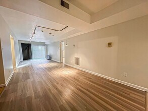 2702 Dartmouth Rd in Alexandria, VA - Building Photo - Building Photo