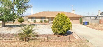 10948 Caribou Ave in Apple Valley, CA - Building Photo