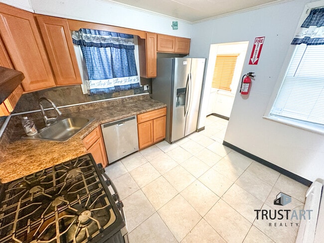 206 Sulis St in Philadelphia, PA - Building Photo - Building Photo