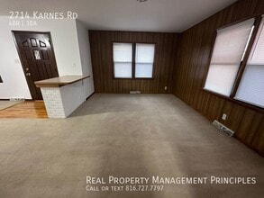 2714 Karnes Rd in St. Joseph, MO - Building Photo - Building Photo