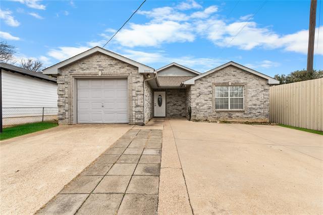 property at 1035 N Ravinia Dr