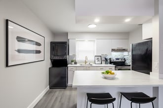 3864 7th Ave N, Unit A in St. Petersburg, FL - Building Photo - Building Photo