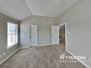 963 Oak Lynn Dr in Willis, TX - Building Photo - Building Photo