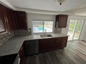 8206 Clover Hill Loop in Hudson, FL - Building Photo - Building Photo