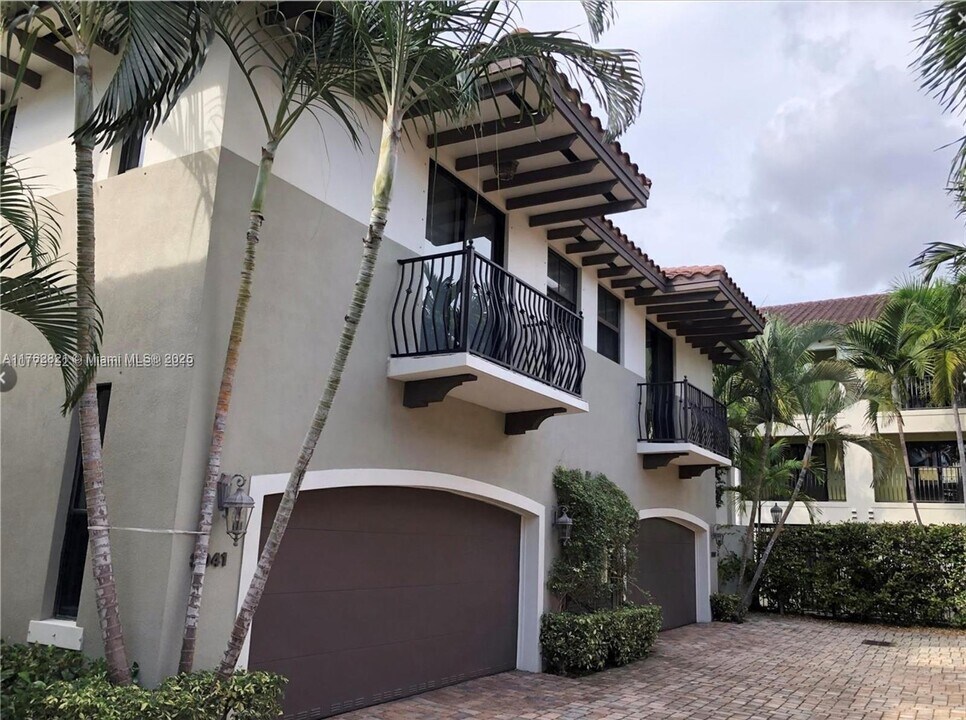 3041 Indiana St in Miami, FL - Building Photo