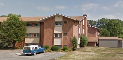 Garden Oaks Apartments in Lebanon, PA - Building Photo - Building Photo