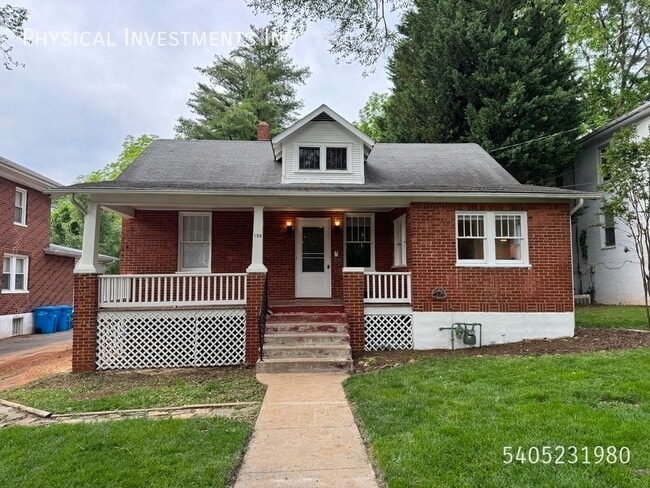 property at 158 Princeton Cir NE