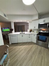 805 N Franklin Ave in Homestead, FL - Building Photo - Building Photo