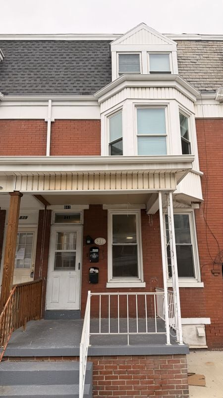 property at 841 E Philadelphia St