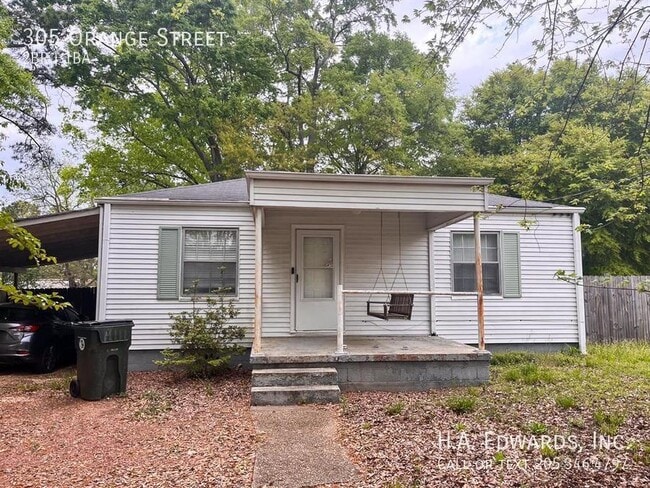 property at 305 Orange St