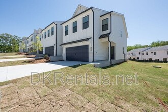 7328 Mulberry Trace Ln in Hoschton, GA - Building Photo - Building Photo