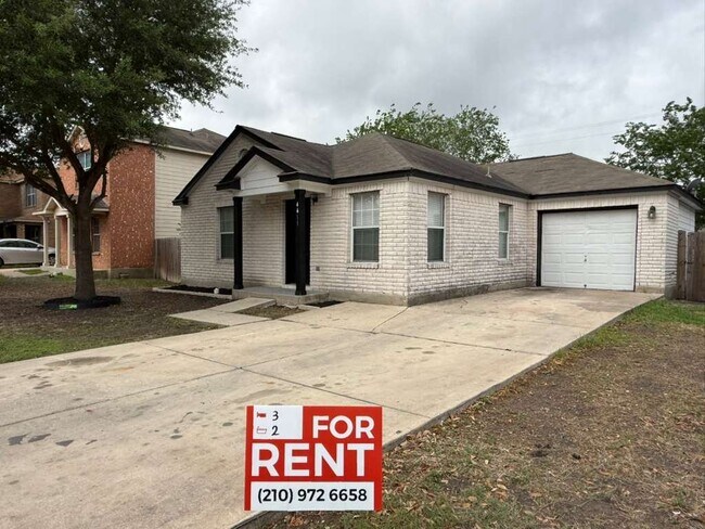 4411 Mystic Sunrise Dr in San Antonio, TX - Foto de edificio - Building Photo