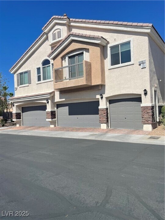 10062 Aspen Rose St in Las Vegas, NV - Building Photo