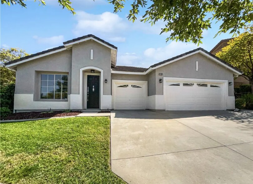 4107 Forest Highlands Cir in Corona, CA - Foto de edificio