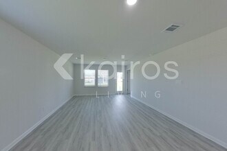 14274 Ruffian Ave in Denham Springs, LA - Foto de edificio - Building Photo