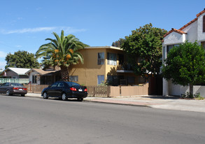 4035-4039 Chamoune Ave in San Diego, CA - Building Photo
