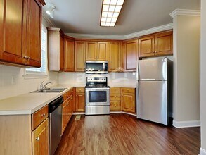 6730 Brook Stone Ct in Clemmons, NC - Building Photo - Building Photo