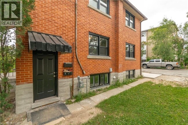 property at 293 Highland Rd E