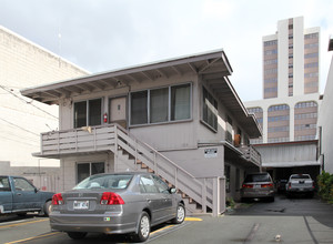 1314 Liona St in Honolulu, HI - Foto de edificio - Building Photo