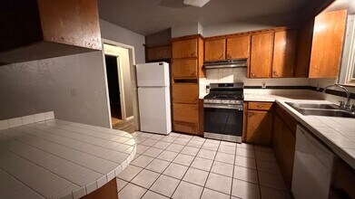 126 N Draper Ave in Shawnee, OK - Building Photo - Building Photo