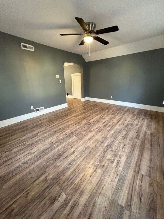 1312 Kane St in La crosse, WI - Building Photo