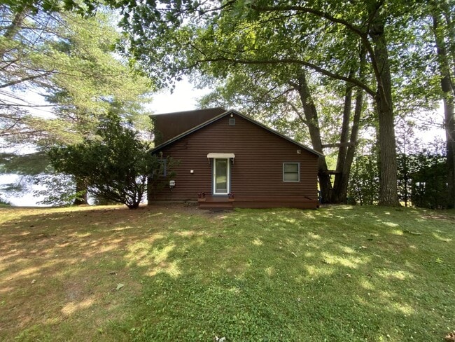 property at 94 Ice House Rd