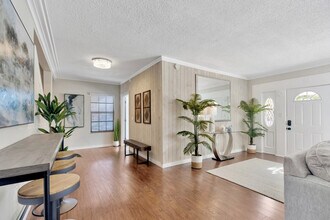 1679 Tampa Rd in Palm Harbor, FL - Building Photo - Building Photo