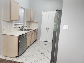 7556 Ashcroft Cir in Fort Worth, TX - Building Photo - Building Photo