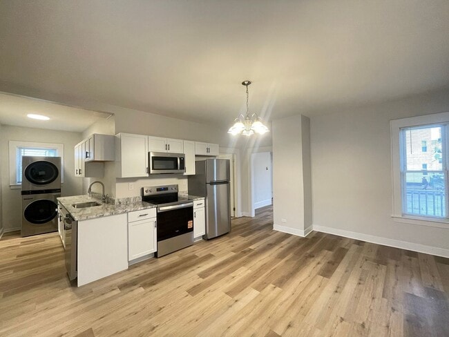 property at 386 Rimmon St