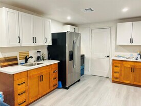 1116 W 32nd St in West Palm Beach, FL - Building Photo