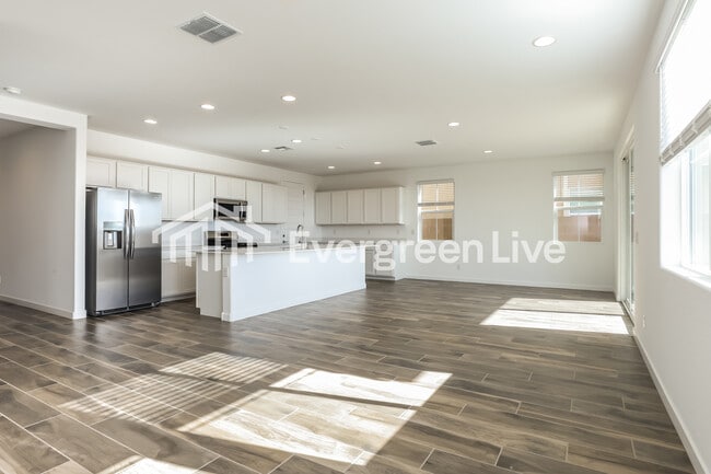 10115 E Ulysses Ave in Mesa, AZ - Building Photo - Building Photo