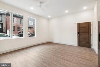 1221 E Fletcher St in Philadelphia, PA - Building Photo - Building Photo