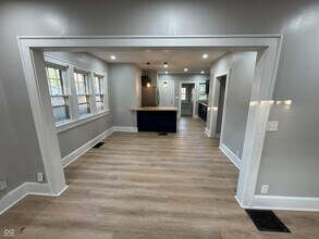 4561 Winthrop Ave in Indianapolis, IN - Building Photo - Building Photo