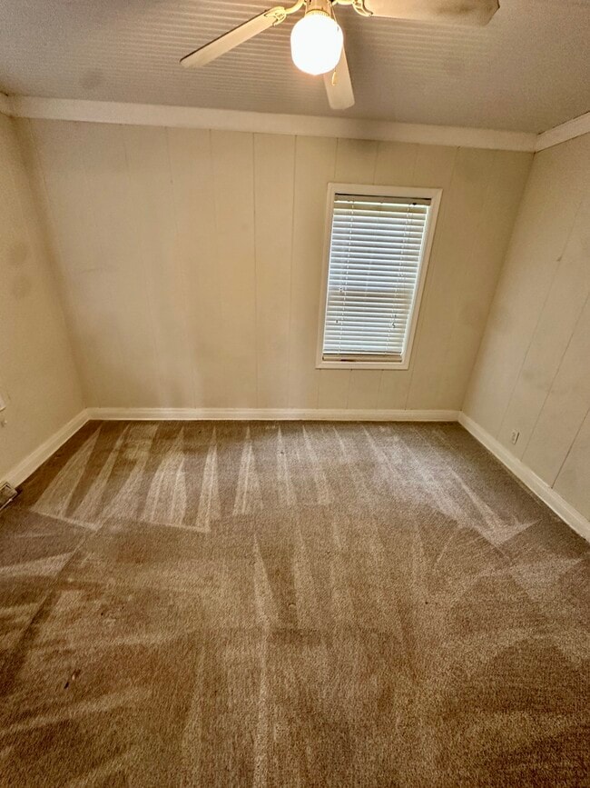 6 N Pistakee Lake Rd in Fox Lake, IL - Building Photo - Building Photo