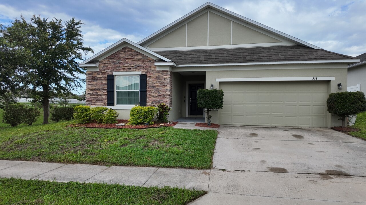 338 Pinecrest Loop in Davenport, FL - Building Photo