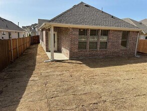 240 Town Pk Ave in Princeton, TX - Building Photo - Building Photo