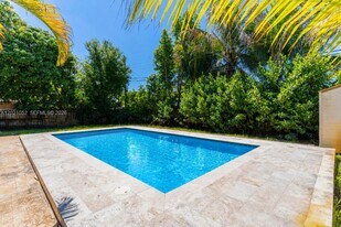2340 SW 15th St in Fort Lauderdale, FL - Building Photo