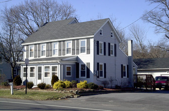 Hampton Manor Apartments in Eastampton, NJ - Foto de edificio - Building Photo