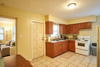 1518 E Ellicott St in Tampa, FL - Building Photo - Building Photo