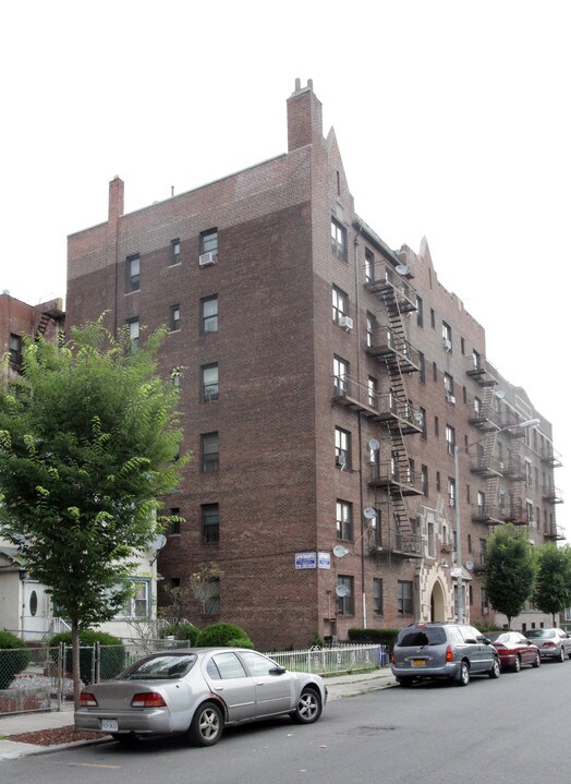 75 Martense St in Brooklyn, NY - Building Photo