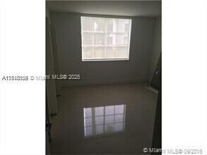 4370 NW 107th Ave in Doral, FL - Building Photo - Building Photo
