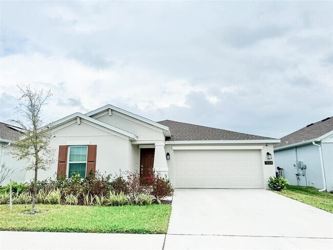 property at 1828 Perch Hammock Lp