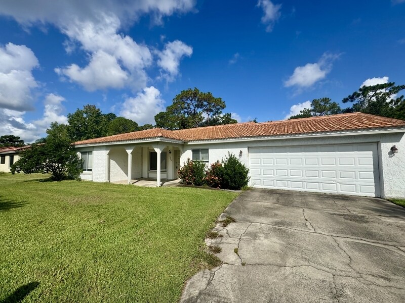 5225 Wildflower Rd in Orlando, FL - Foto de edificio