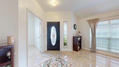 9327 Rustler Ridge Ln in Houston, TX - Building Photo - Building Photo