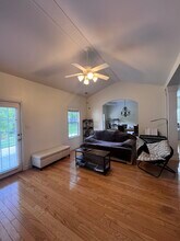1601 Silver Oak Ln in Knoxville, TN - Foto de edificio - Building Photo