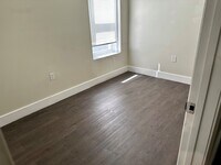 1825 W Master St photo'